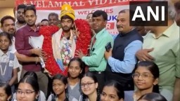 Gukesh D receives rousing welcome at Chennai Airport after winning FIDE Candidates 2024